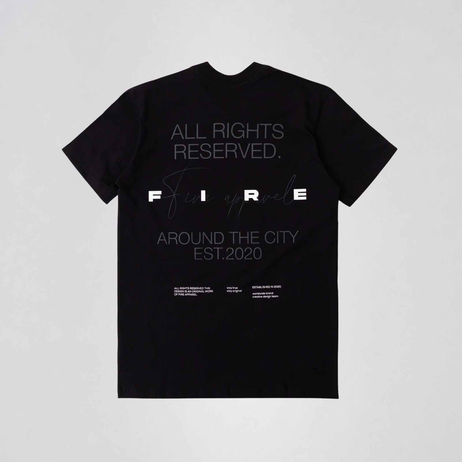 Camiseta Fire Essential Design Preta