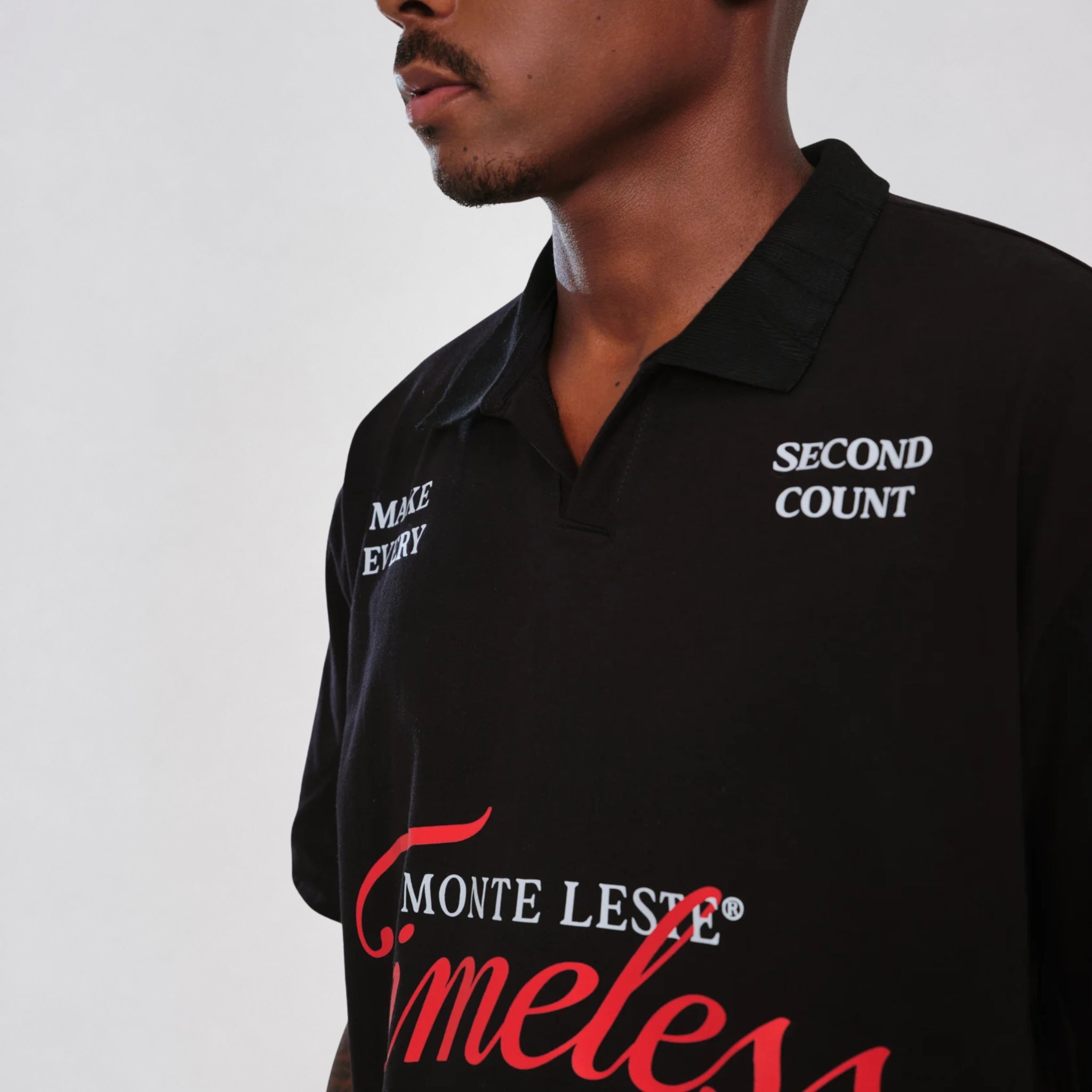 Camiseta Polo Oversized Monte Leste Timeless Preta