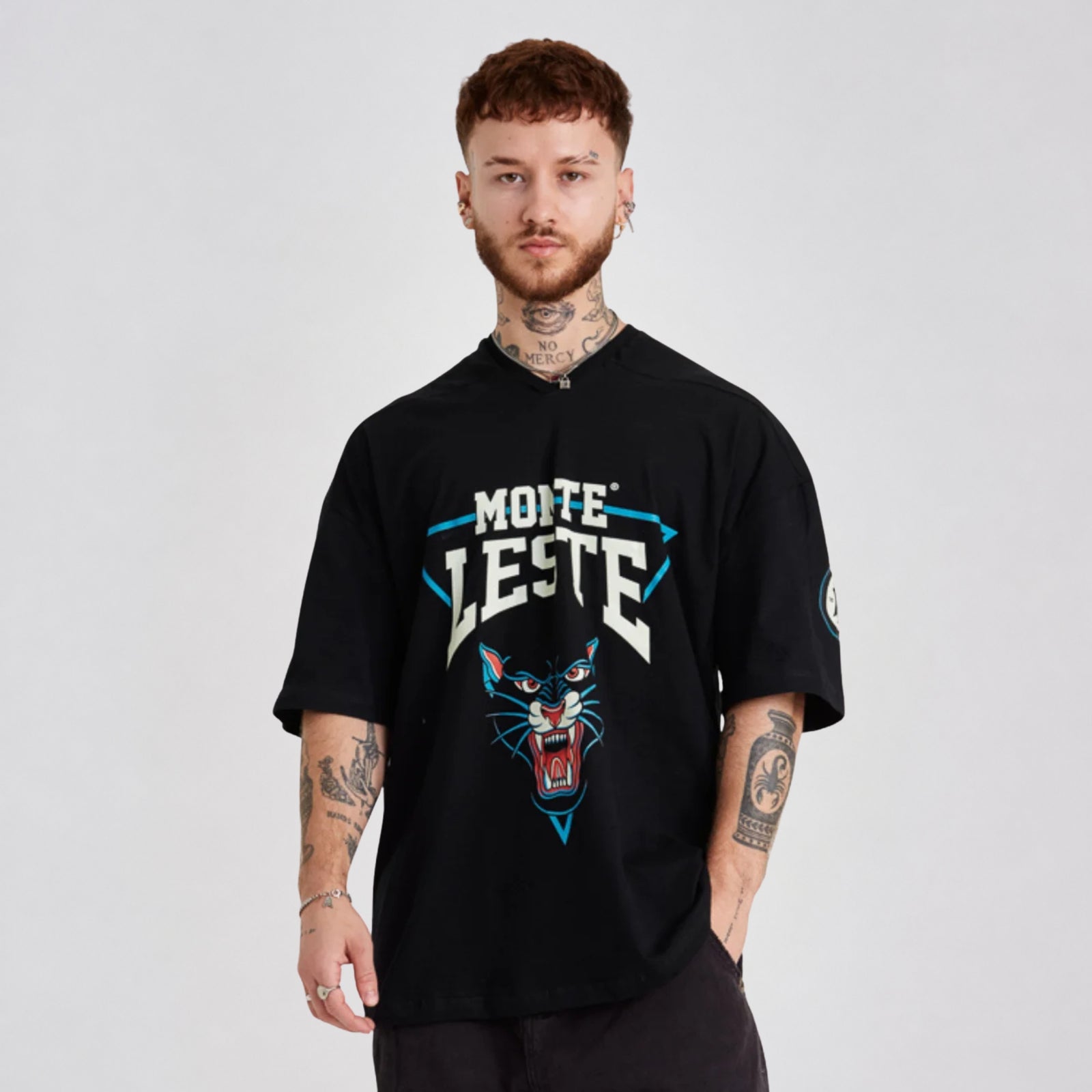Camiseta Jersey Oversized Monte Leste Pantera Preta