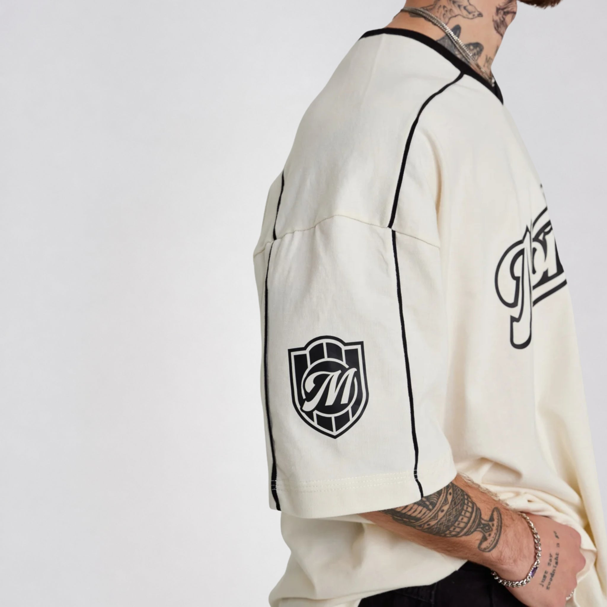Camiseta Jersey Oversized Monte Leste 33 Off White