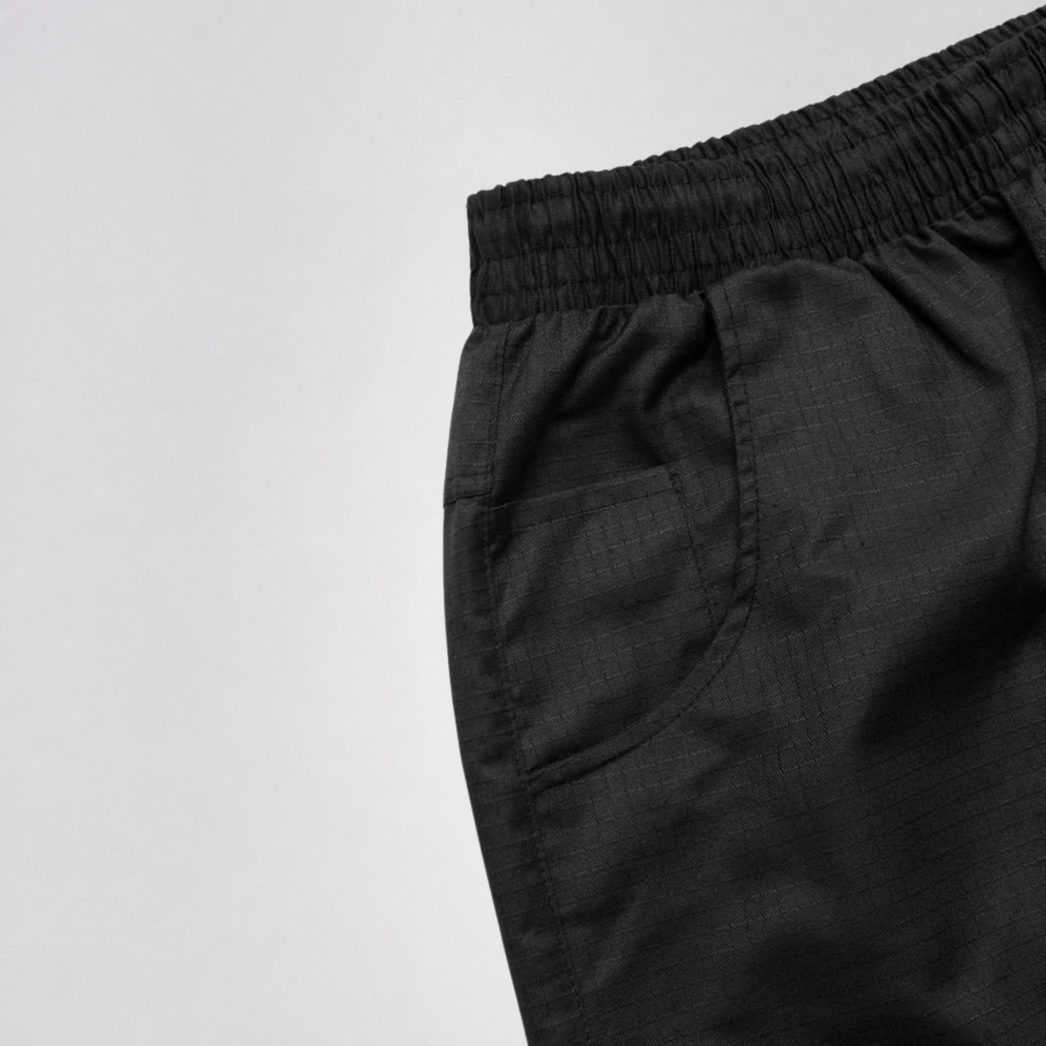 Calça Stranger Rip Stop Cargo Reta Preta