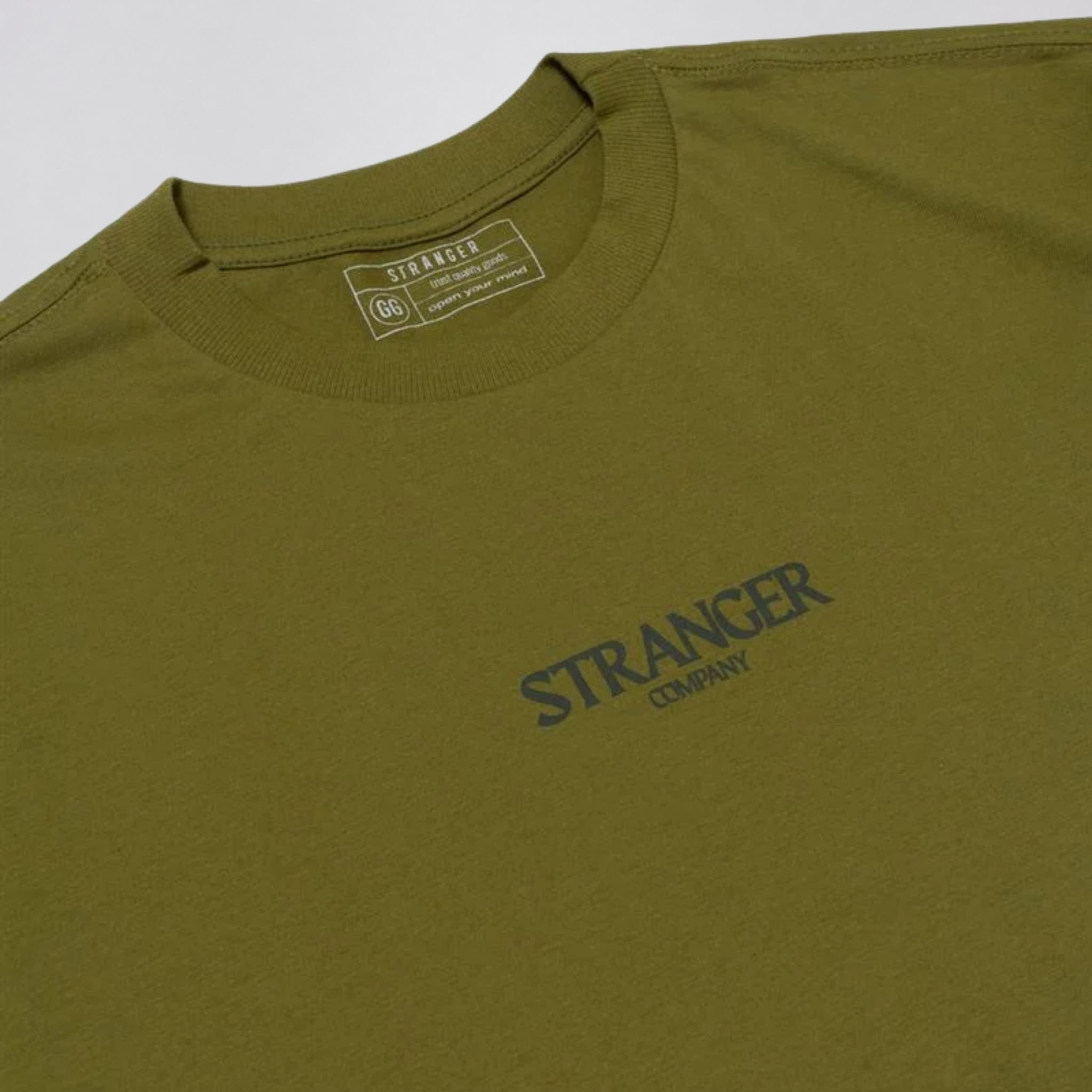 Camiseta Stranger The Sxldier Verde Oliva